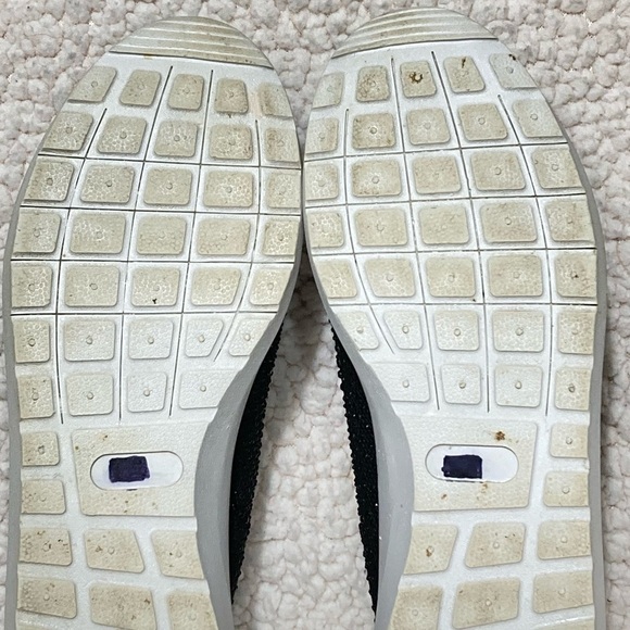 Cynthia Rowley Womens Black Beaded Knit Slip On Casual Shoes SZ US 7.5 - Picture 9 of 11